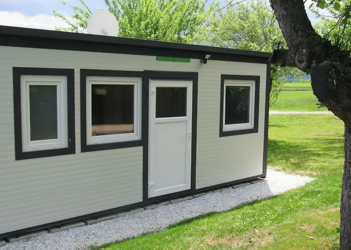 Koeckhausen Naehe Red Bull Ring アパート *